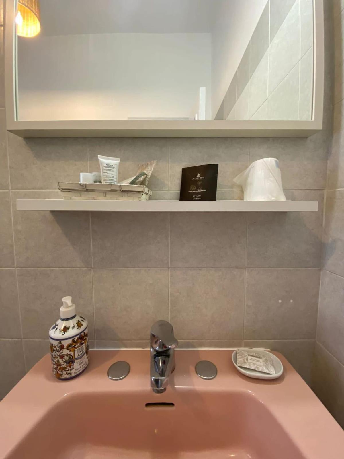 Garbatella, Lovely Mini Apartamento Roma